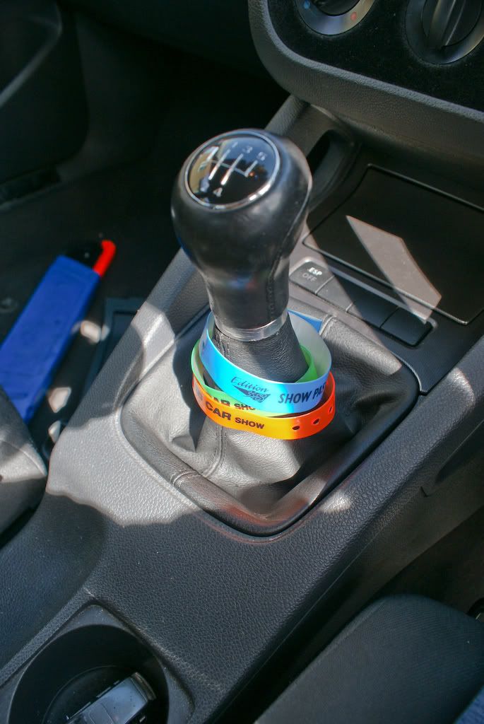 [Mk5 Golf] How To Mk5 Golf Gear Knob Removal D.I.Y Guides and How to Instructions ukmkivs